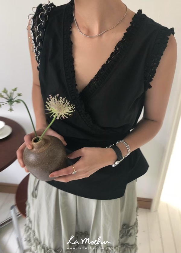 蕾絲滾邊一片式綁繩背心